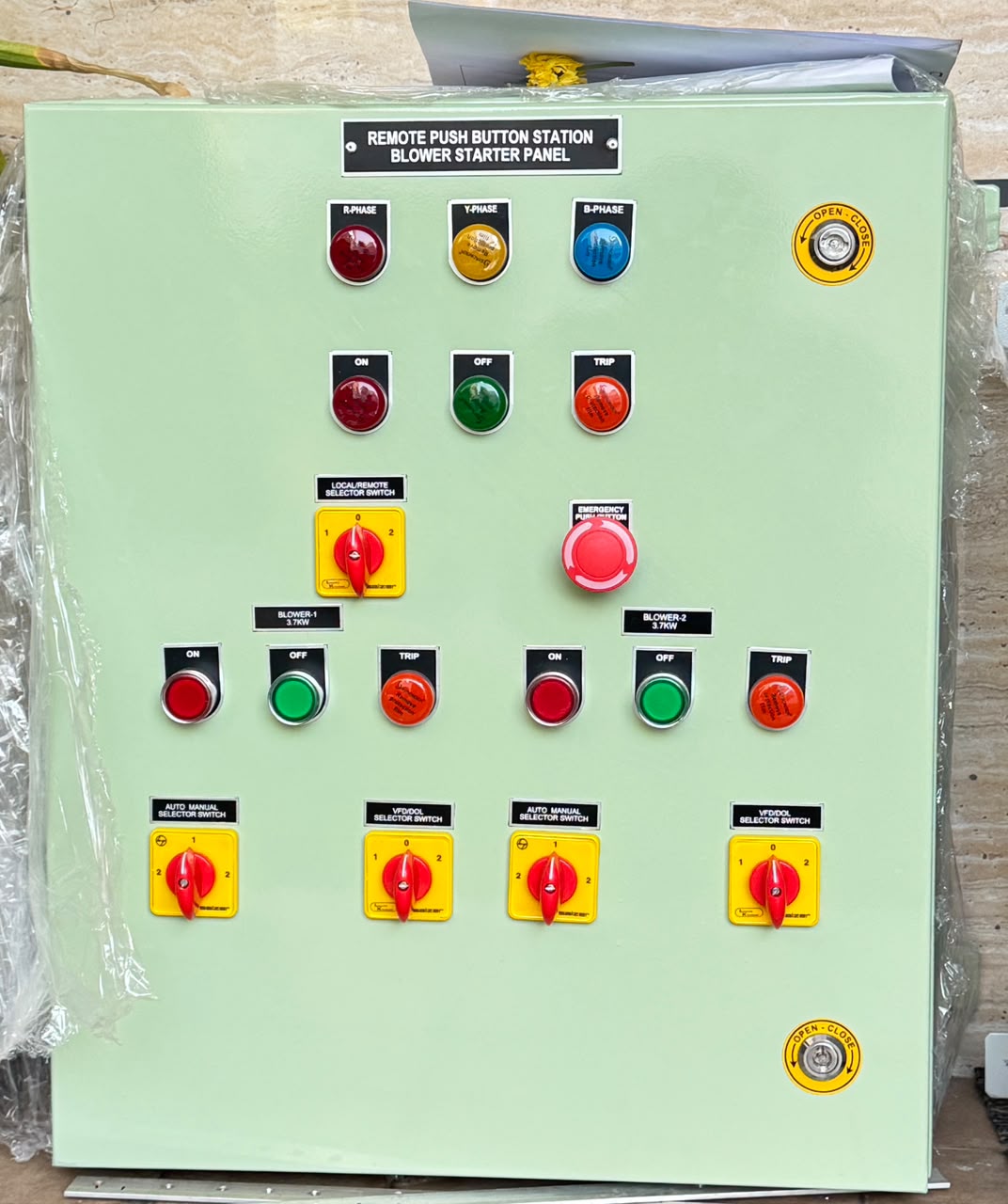 Control Desk Console